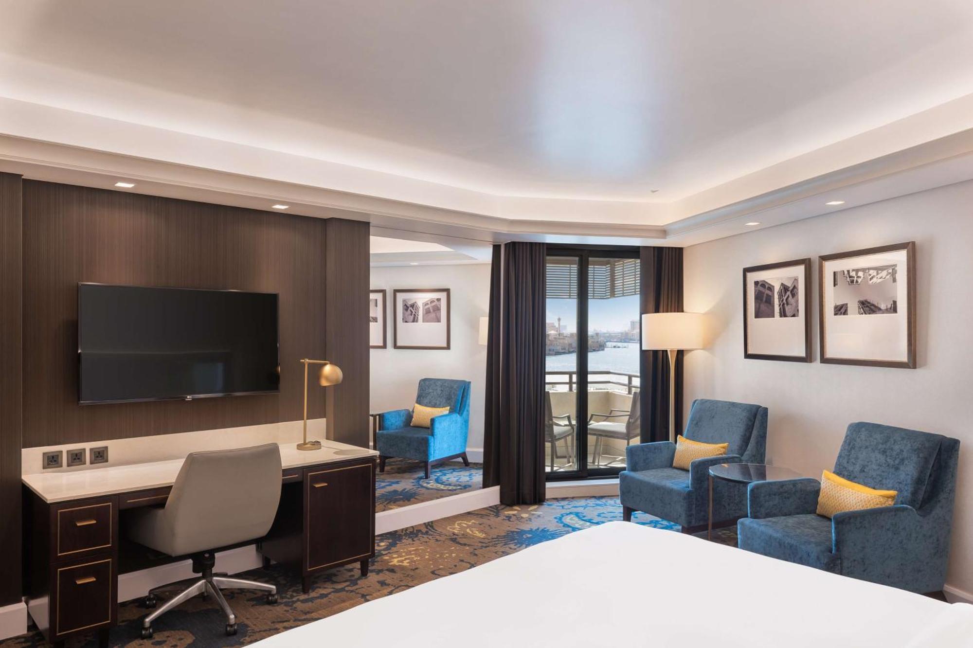 Radisson Blu Hotel, Deira Creek