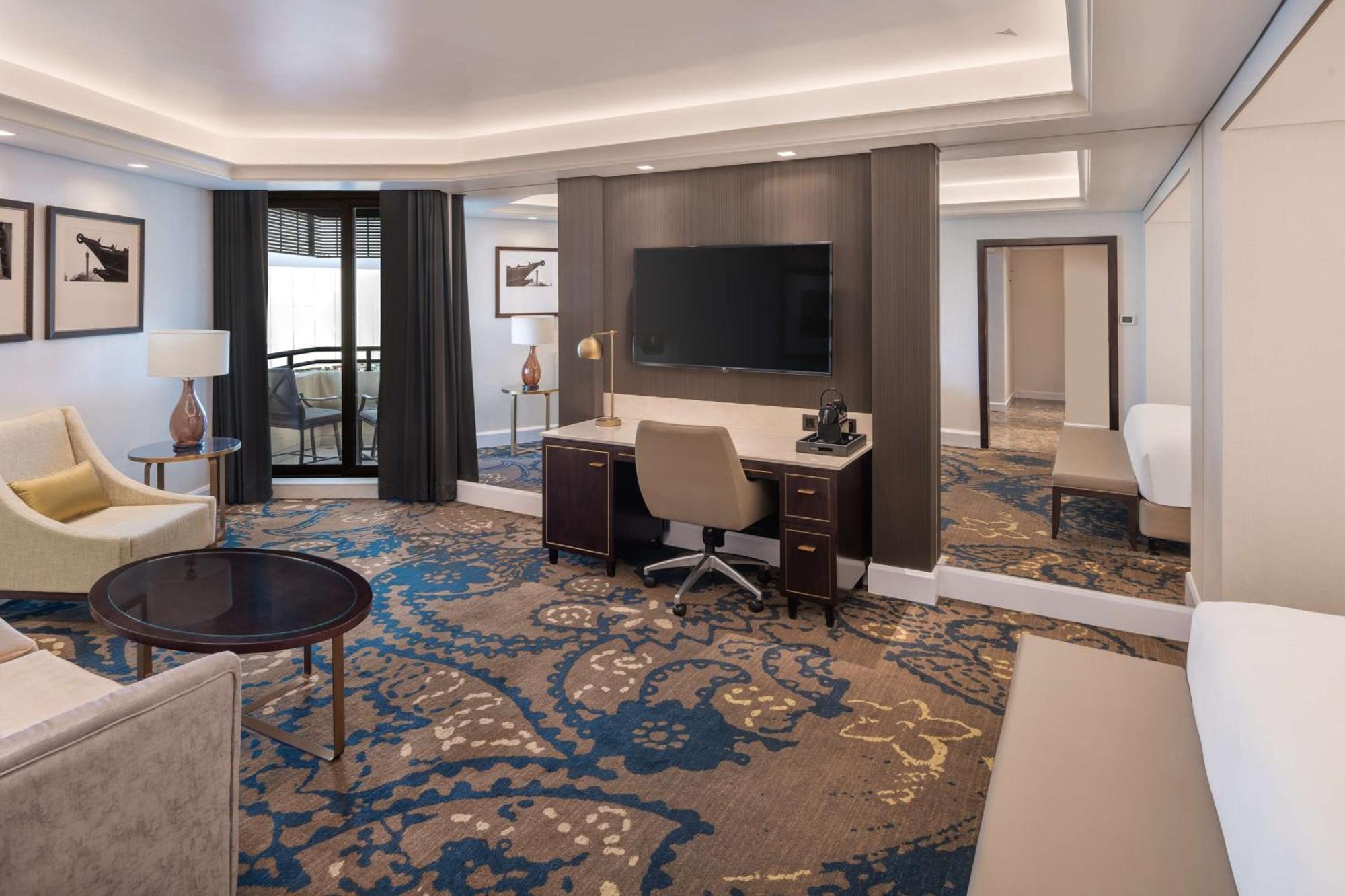 Hotel Radisson Blu Hotel, Deira Creek 5*