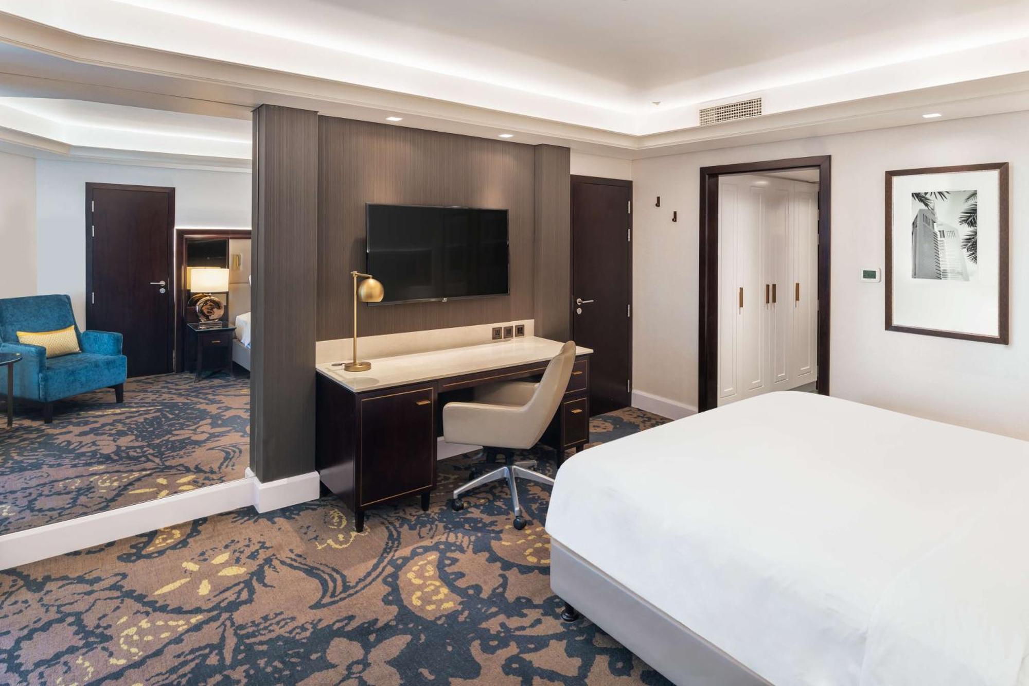Hotel Radisson Blu Hotel, Deira Creek 5*